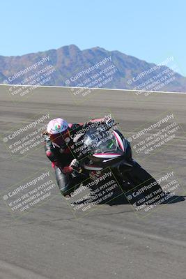 media/Oct-01-2023-SoCal Trackdays (Sun) [[4c570cc352]]/Bowl (1020am)/